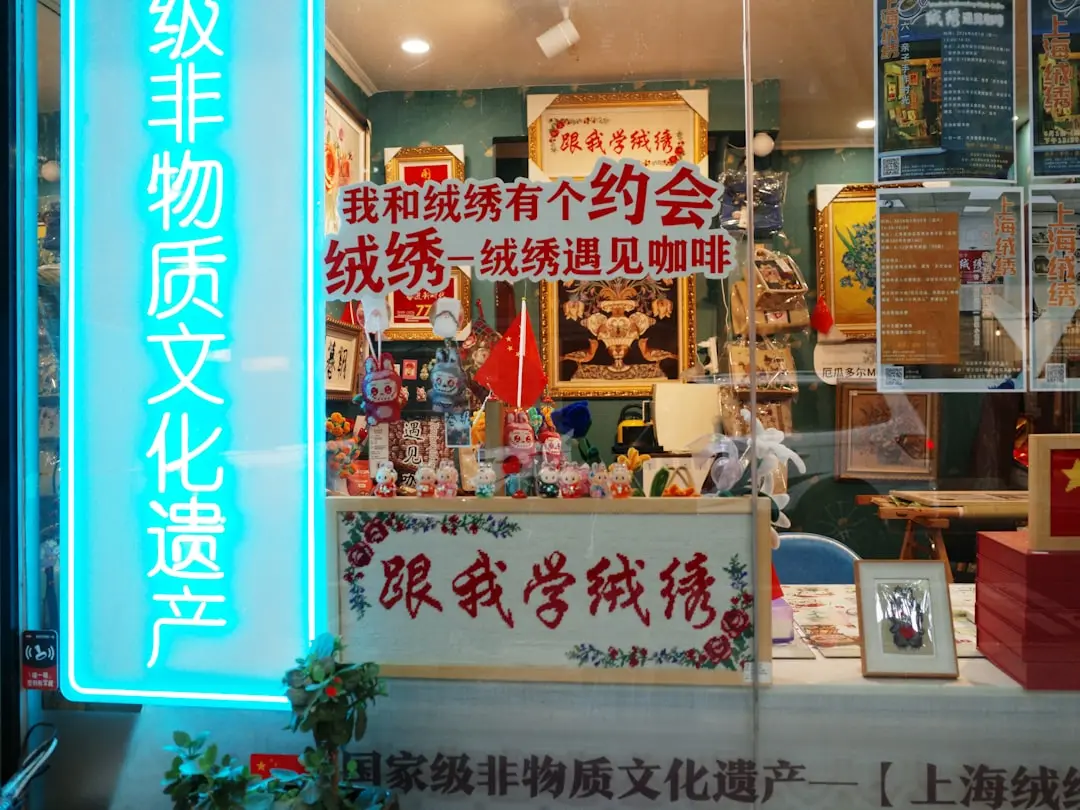 电子行业三防漆选型指南：技术参数对比与涂装工艺要点
